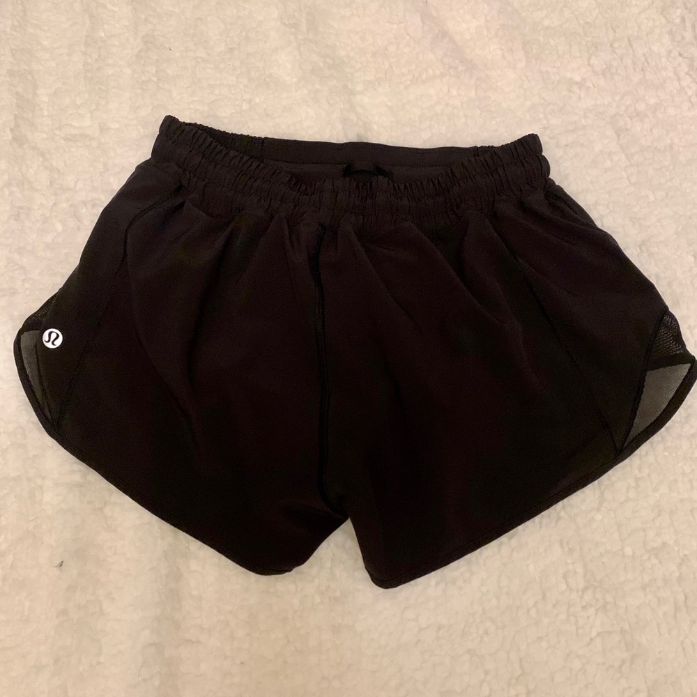Lululemon Athletic Hotty Hot Short